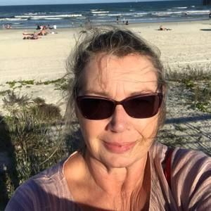 Meet your Posher, Lesa